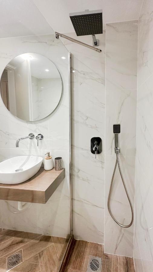 Valtetsiou Central 50Sqm Apt In Athensアパートメント エクステリア 写真