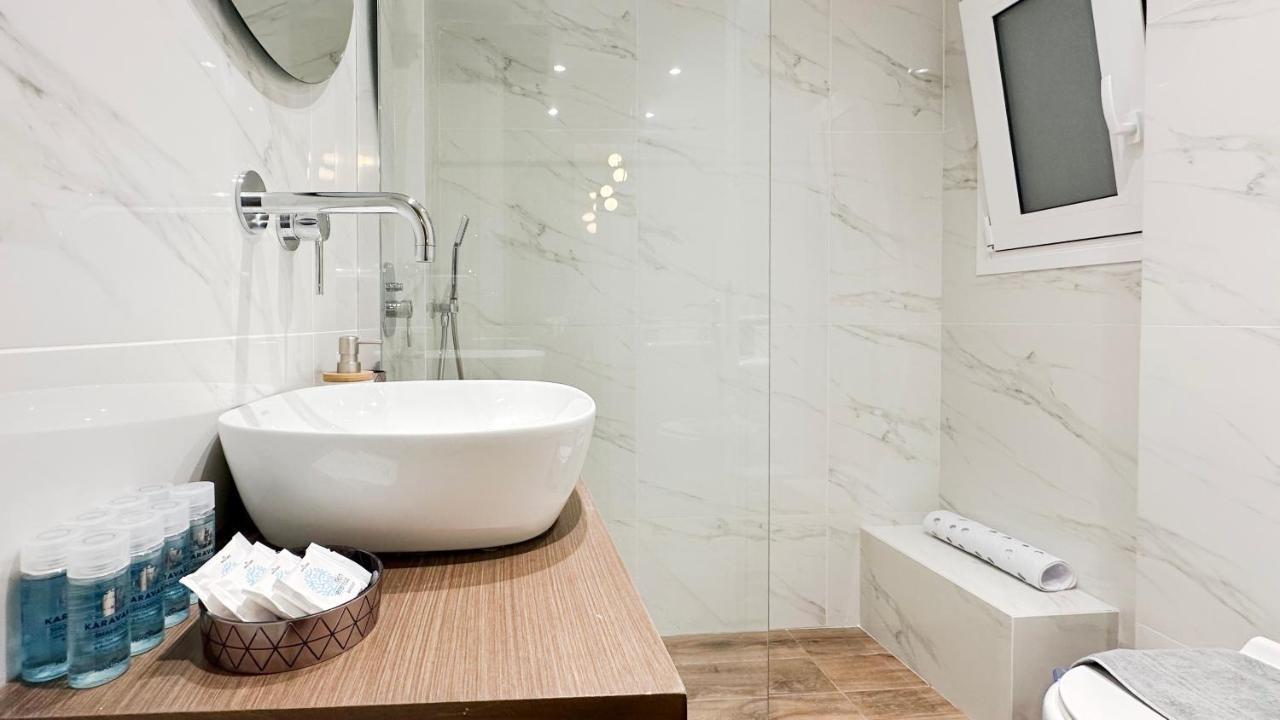 Valtetsiou Central 50Sqm Apt In Athensアパートメント エクステリア 写真